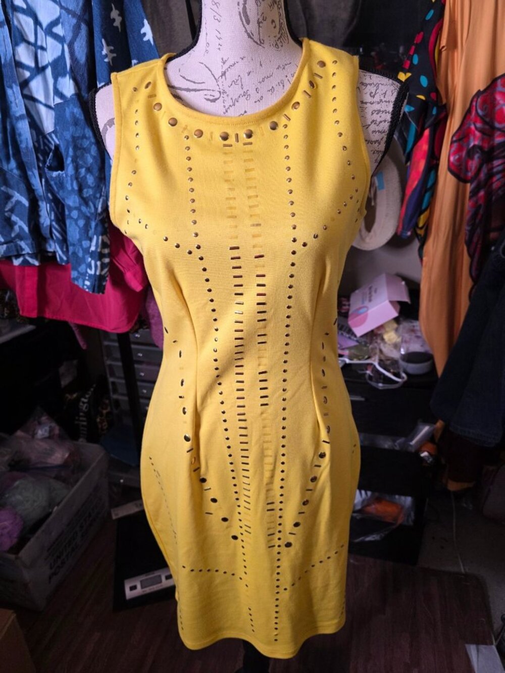 Nicki Minaj Yellow Sleeveless Bodycon Mini Dress With Cutout Details & Back Zipp